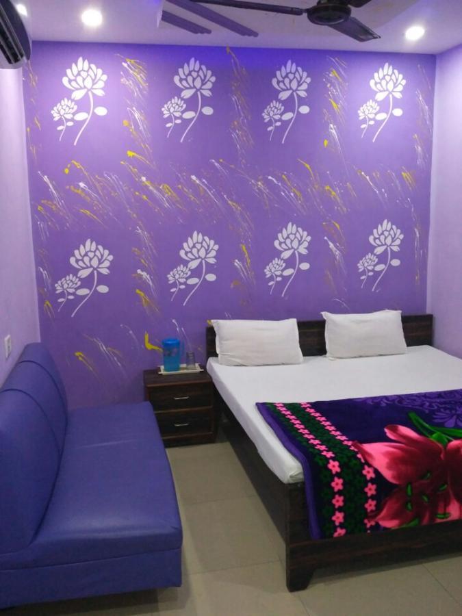 Hotel Atithi Galaxy Kanpur Zewnętrze zdjęcie