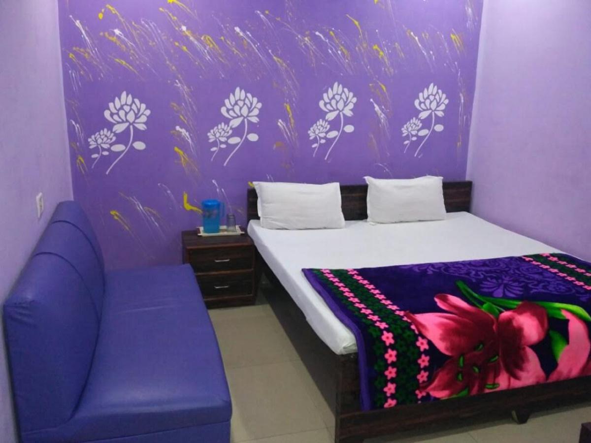 Hotel Atithi Galaxy Kanpur Zewnętrze zdjęcie
