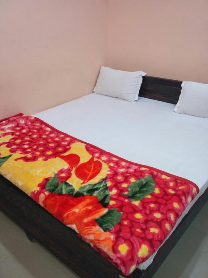 Hotel Atithi Galaxy Kanpur Zewnętrze zdjęcie