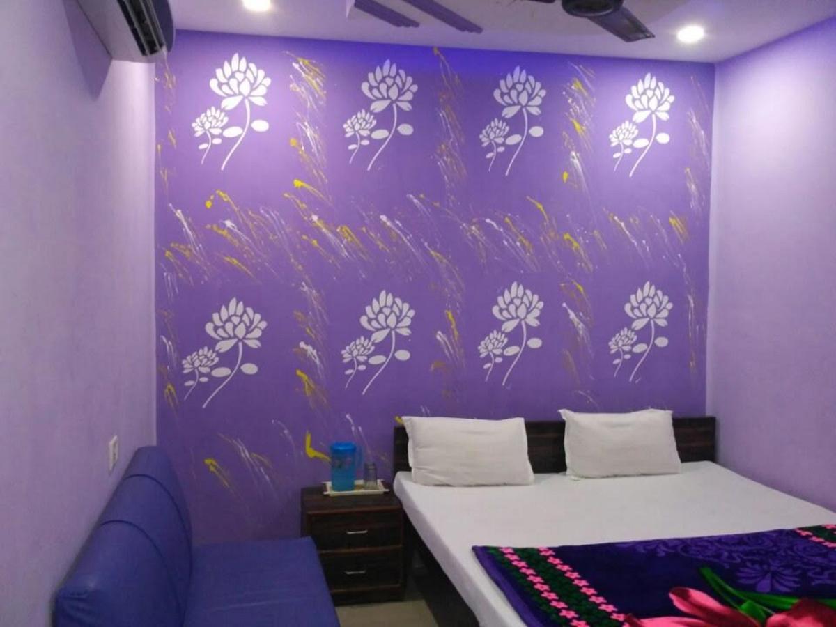 Hotel Atithi Galaxy Kanpur Zewnętrze zdjęcie