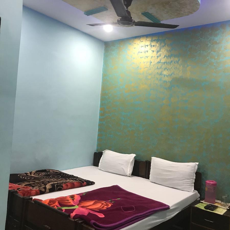 Hotel Atithi Galaxy Kanpur Zewnętrze zdjęcie